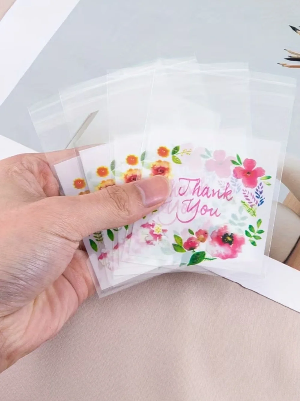 2.75x2.75 FLORAL Sealable Thank You Bags (20)